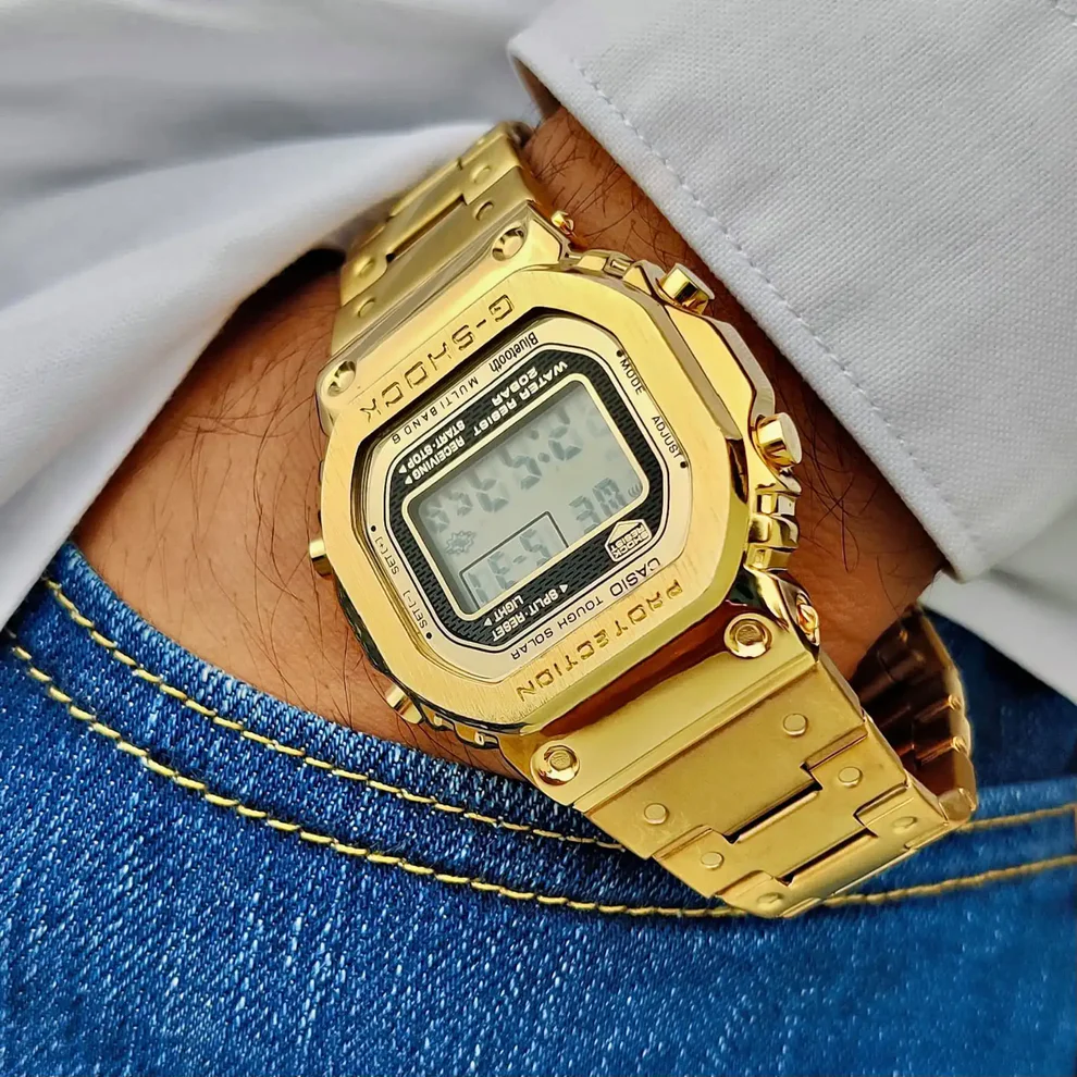 Casio G-Shock Digital Gold Metal - Image 2