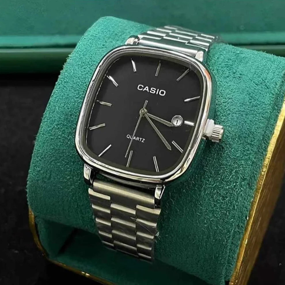 Casio Vintage Black Dial Quartz Watch For Unisex - Image 3